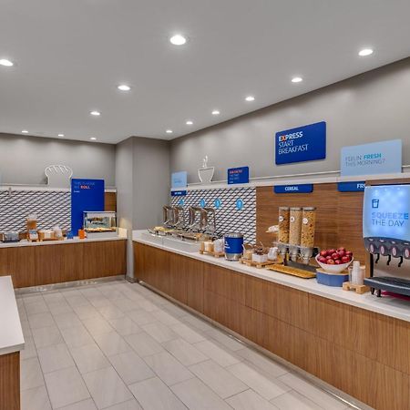 Holiday Inn Express & Suites - Hawaiian Gardens By Ihg Luaran gambar