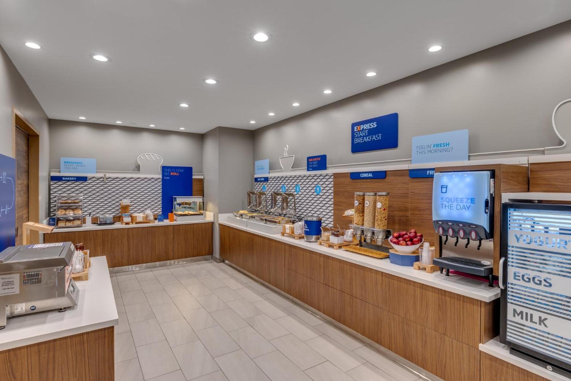 Holiday Inn Express & Suites - Hawaiian Gardens By Ihg Luaran gambar