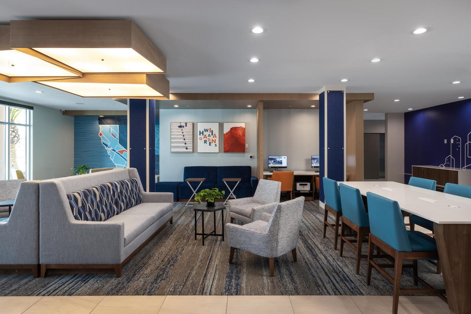 Holiday Inn Express & Suites - Hawaiian Gardens By Ihg Luaran gambar