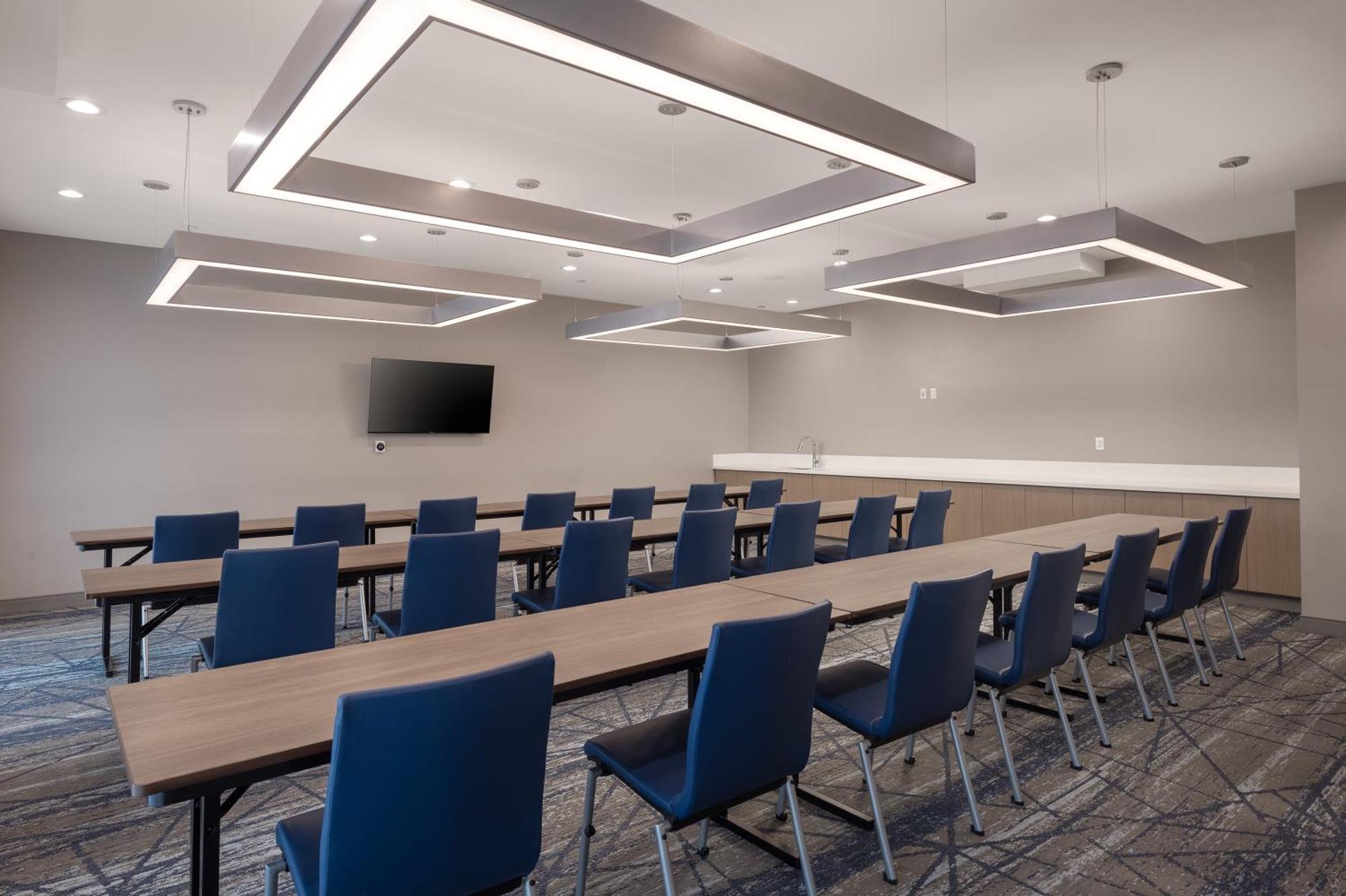 Holiday Inn Express & Suites - Hawaiian Gardens By Ihg Luaran gambar