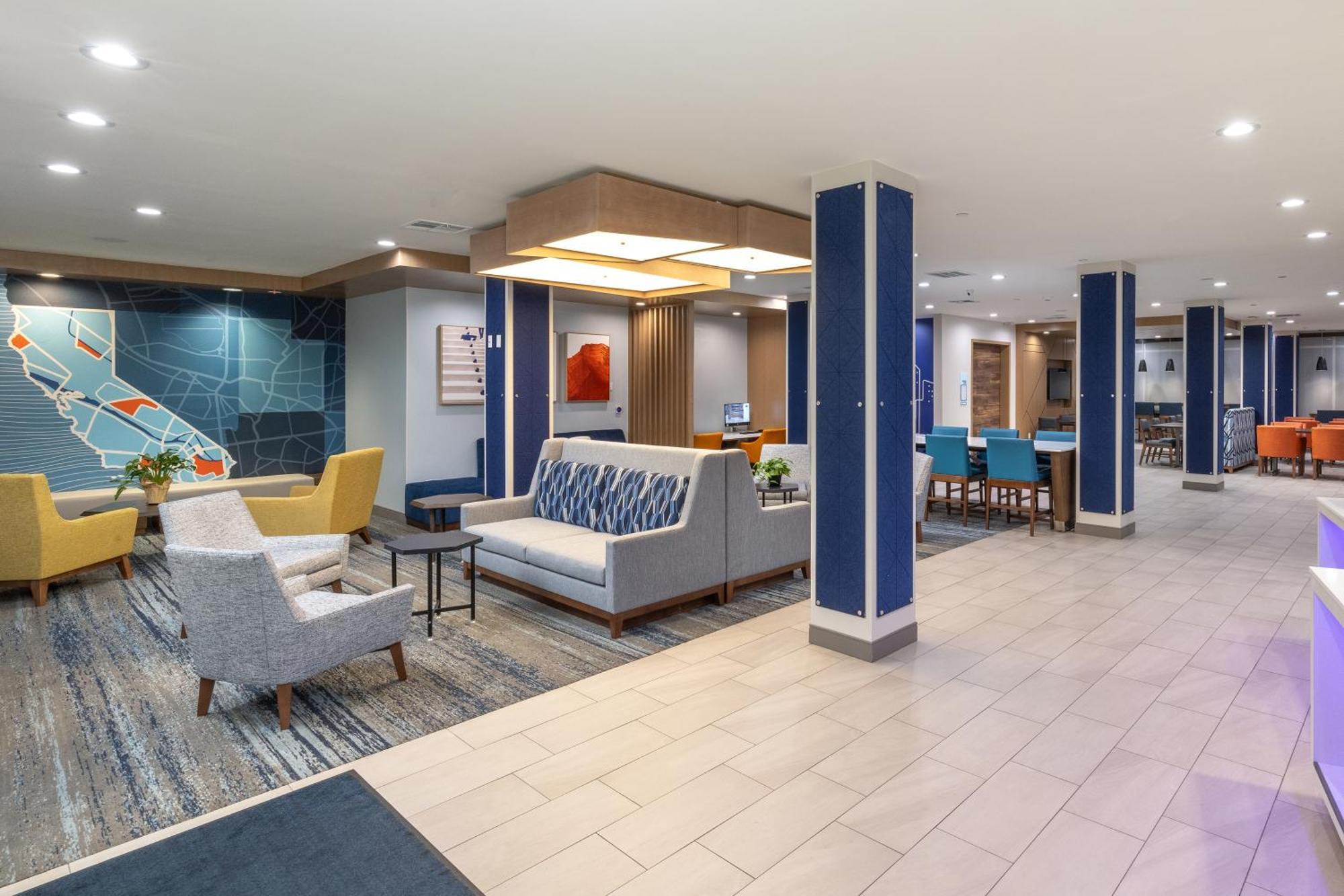 Holiday Inn Express & Suites - Hawaiian Gardens By Ihg Luaran gambar